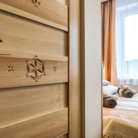 Ami ベッド・アンド・ブレックファスト ザコパネ