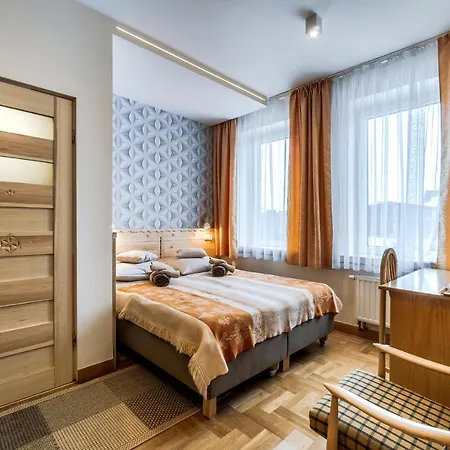 Ami Bed & Breakfast 3*