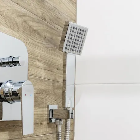 Ami Bed & Breakfast 3*