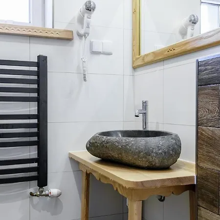 Ami Bed & Breakfast 3*